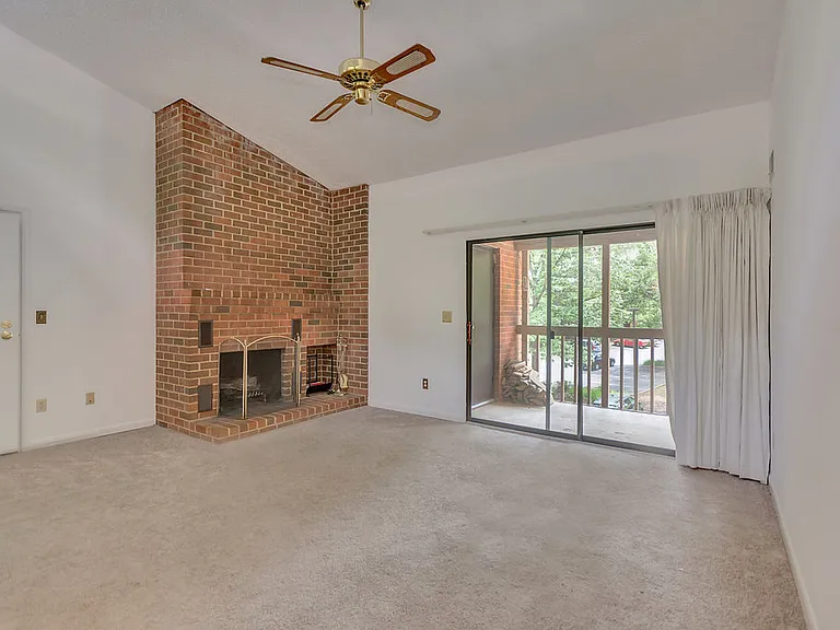112 Turtle Creek Rd #12 — Photo 11