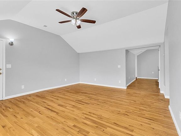 5th image of 6605 N Edison Ave