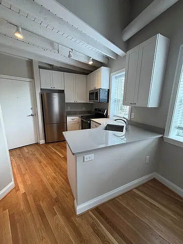 1611 Irving St NW #32 Photo 1