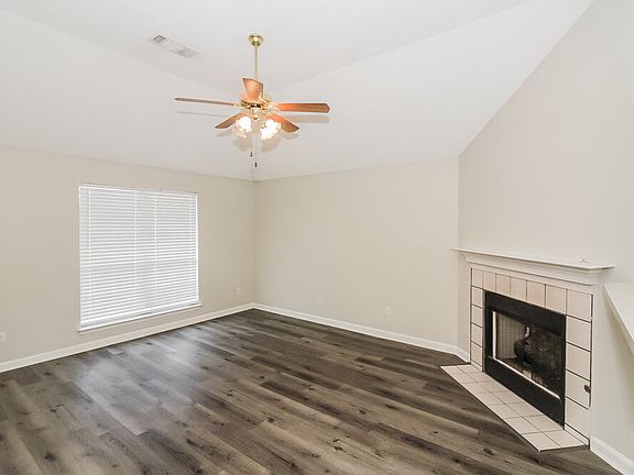 3rd image of 4514 Lunsford Dr