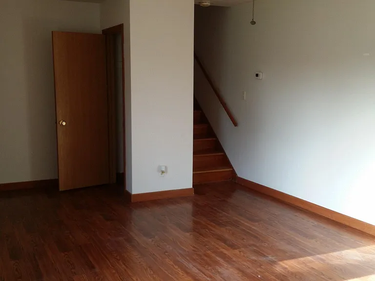 1015 N Lafayette St — Photo 9