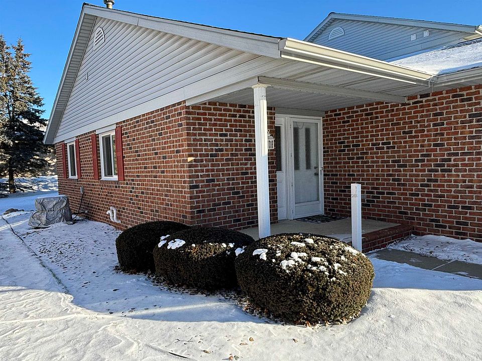 1st image of 12 Wilshire Dr