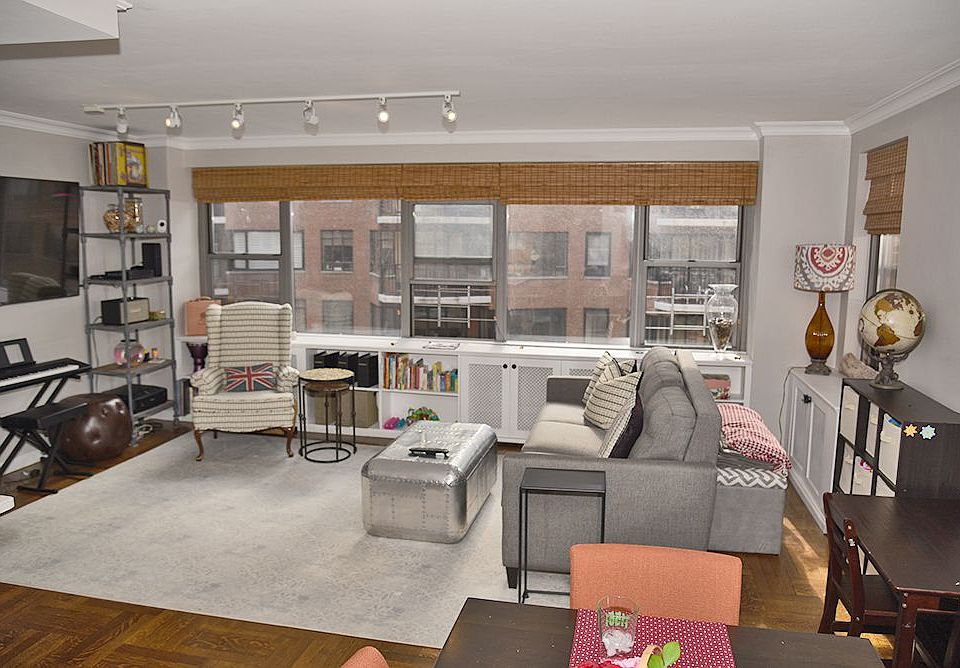 1st image of 425 E 54th St #9P