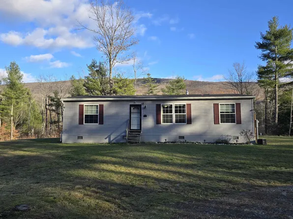 72 Sawmill Road, Pownal, VT 05261