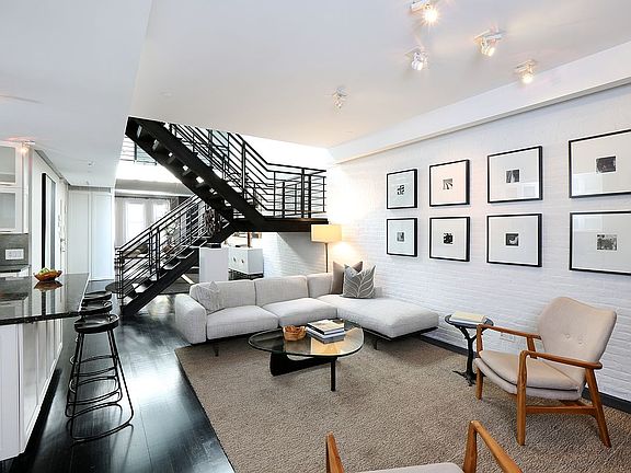 5th image of 81 White St #Phe