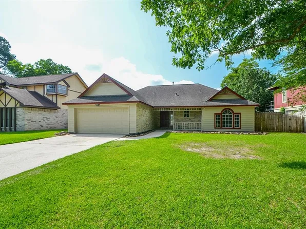 2014 Lexington Woods Dr, Spring, TX 77373