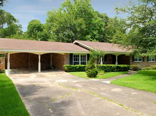 44 Poplar Cir, Gulfport, MS 39507