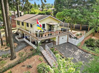 6864 E Saanich Rd, Saanich, BC V8Z 0B9