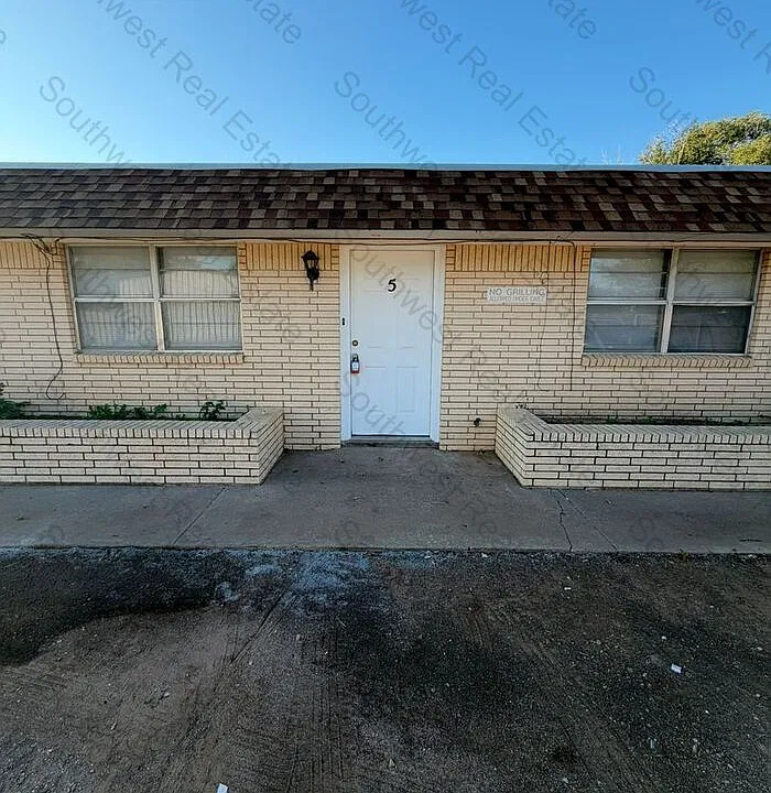 1000 Fairmont Ct #5
