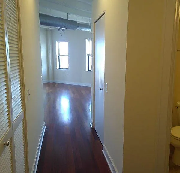 1791 W Howard St — Photo 7