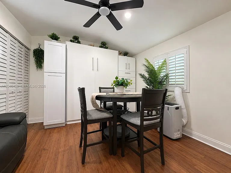 6118 Mayo St #3 — Photo 10