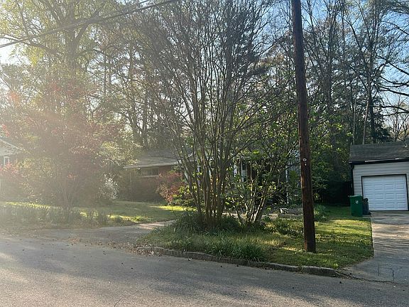 2nd image of 3095 Francine Dr