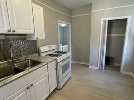 1012-1014 Hartford St-Suncrest