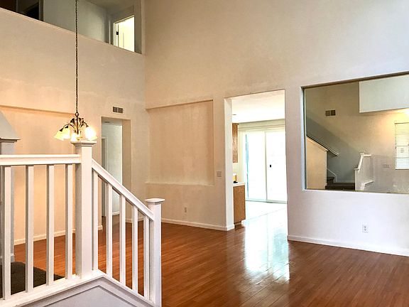 4th image of 2546 Huber Dr