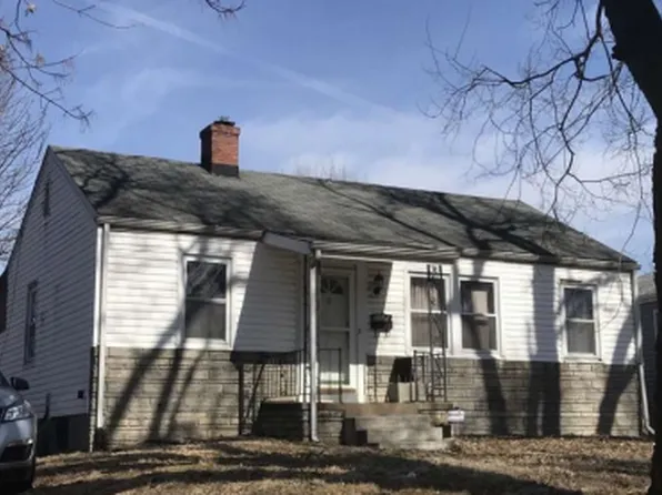 9415 Bataan Dr, Saint Louis, MO 63134