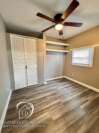 3 bed, 861 sqft, $900 — Photo 3