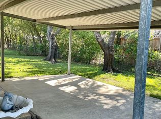 2438 Ridgewood St, Irving, TX 75062