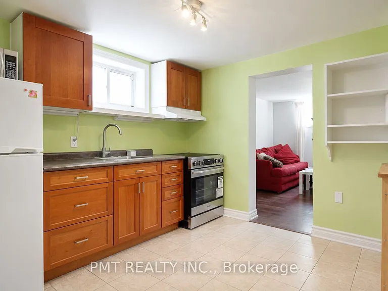 59 Mitcham Dr — Photo 25