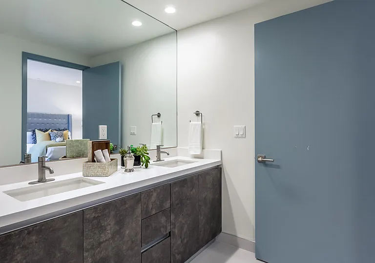 905 Wilcox Ave #302 — Photo 10