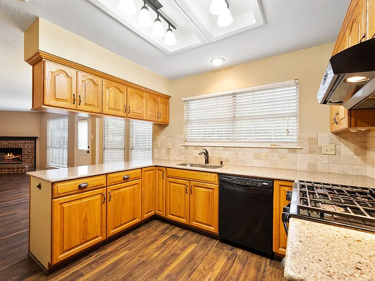 7517 Point Reyes Dr — Photo 4