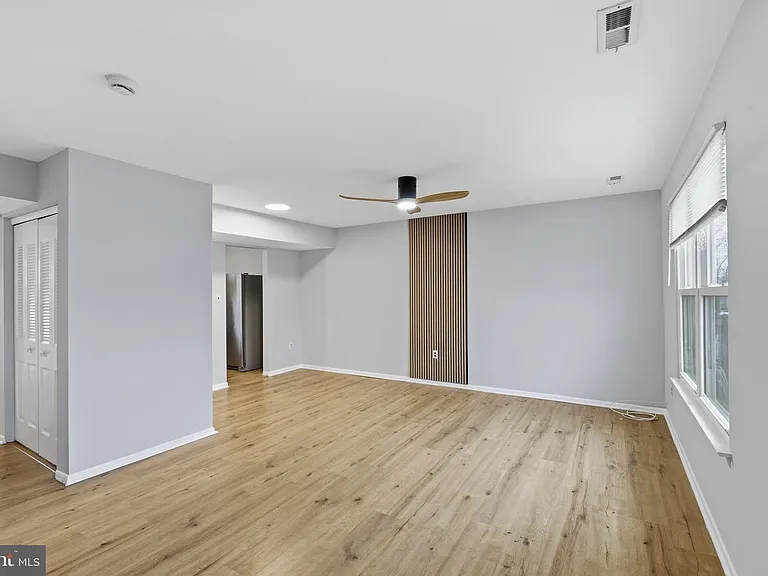 341 Clarkson St — Photo 3