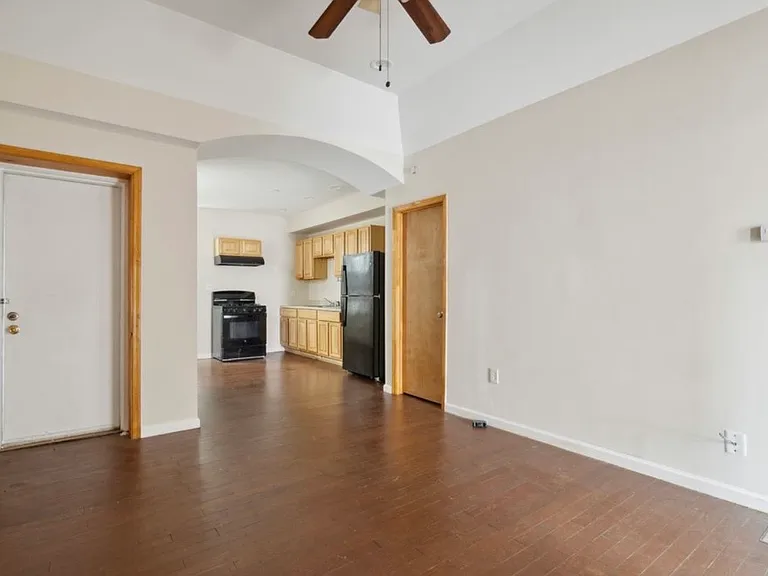 1912 Ingersoll St #A — Photo 3