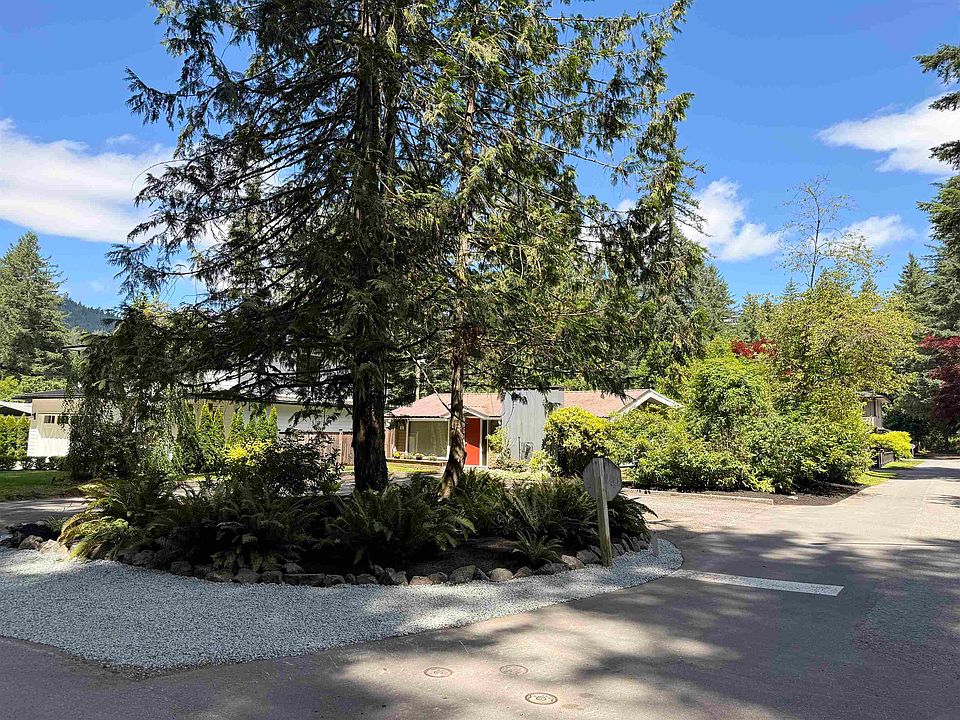 1st image of 542 Park Dr