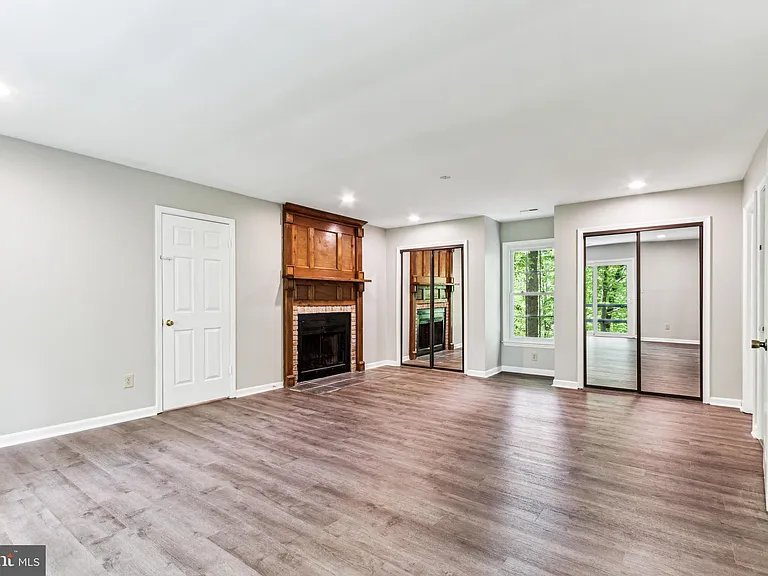 12203 Ashley Ct — Photo 14