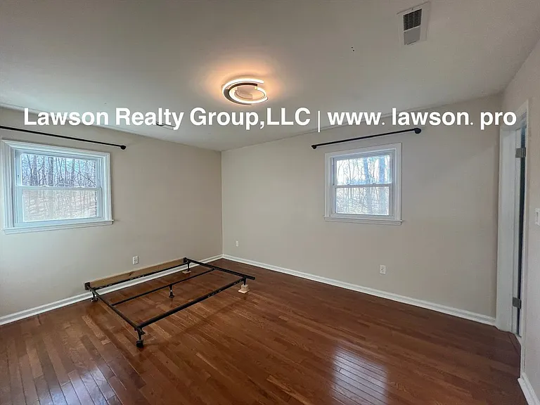 991 Blue Ridge Dr — Photo 27
