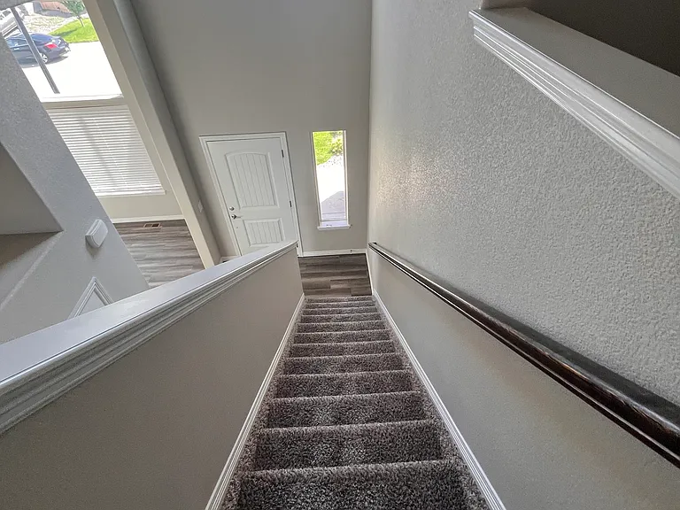 6452 Vedder Dr — Photo 21