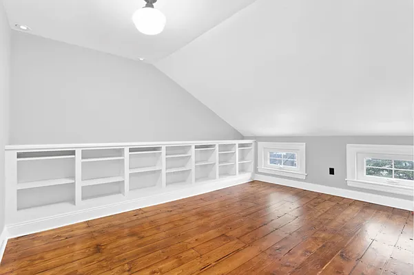 Rented by Corcoran | media 26