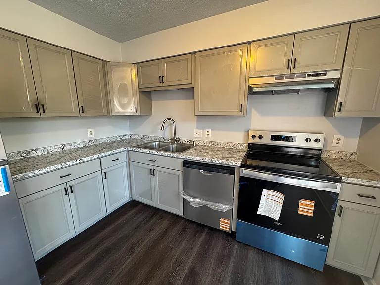 4663 Old Lantern Way — Photo 7
