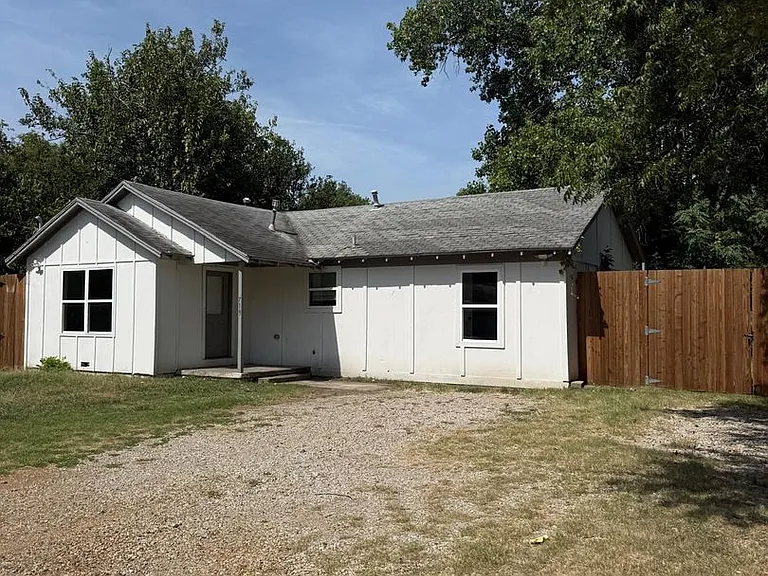 719 English St — Photo 18