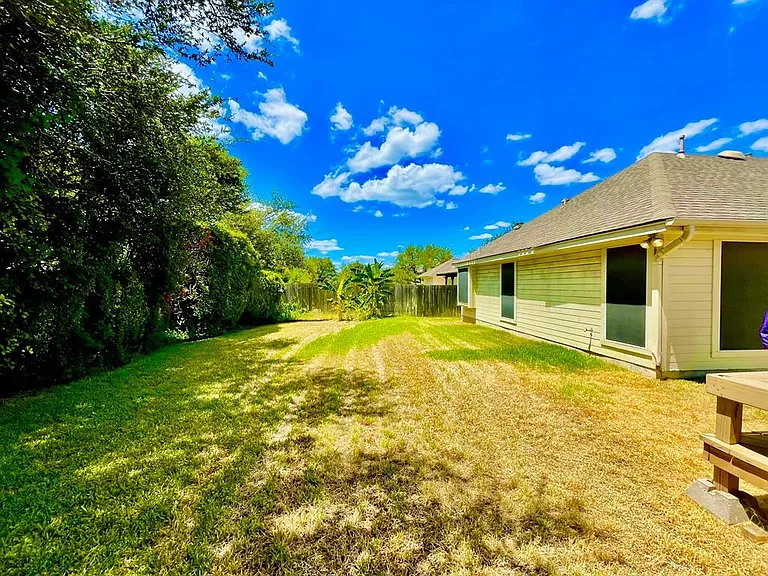 902 Cashew Ln — Photo 20