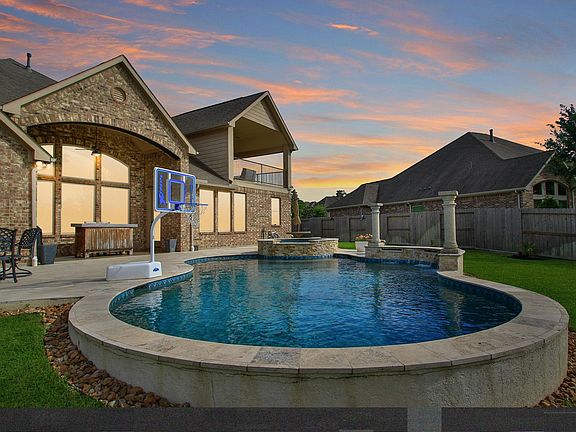 2nd image of 2146 Graystone Hills Dr