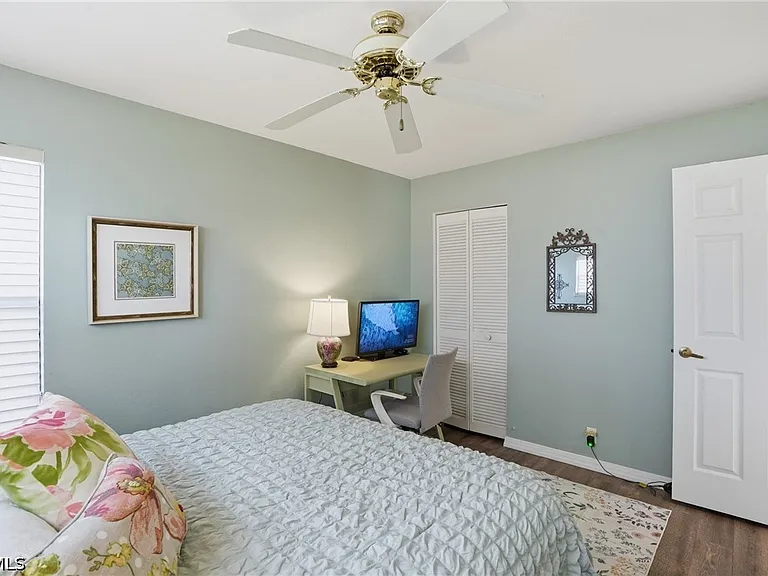 5905 Trailwinds Dr #816 — Photo 17