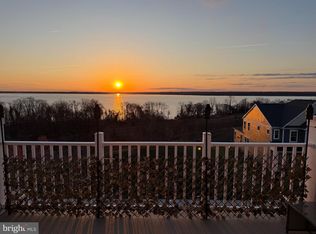 1581 Sandpiper Bay Loop, Dumfries, VA 22026