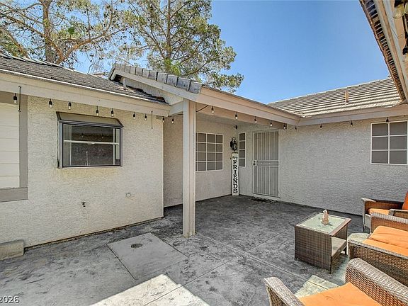 5th image of 5877 Tippin Dr