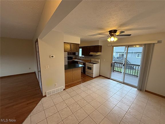 4th image of 1002 Cornell Ct