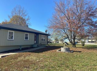 137 NE 1271st, Knob Noster, MO 65336
