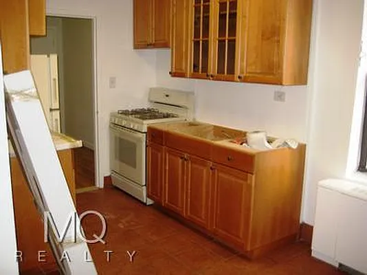 Rented by MQ Realty LLC | media 24