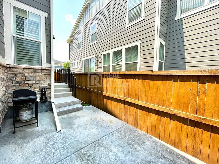 11441 Booth Falls Ct — Photo 20