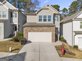 315 Pinewood Dr, Woodstock, GA