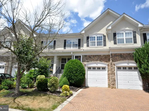 16 Yorkshire Ln, Westampton, NJ 08060
