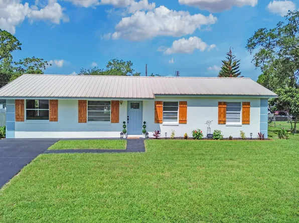 2820 Sabal Palm Dr, Edgewater, FL 32141