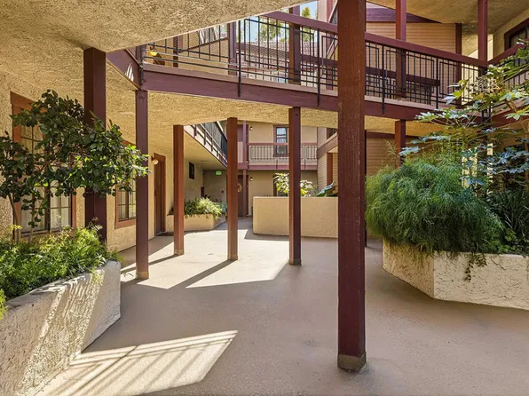 260 S 6th St APT G, Burbank, CA 91501