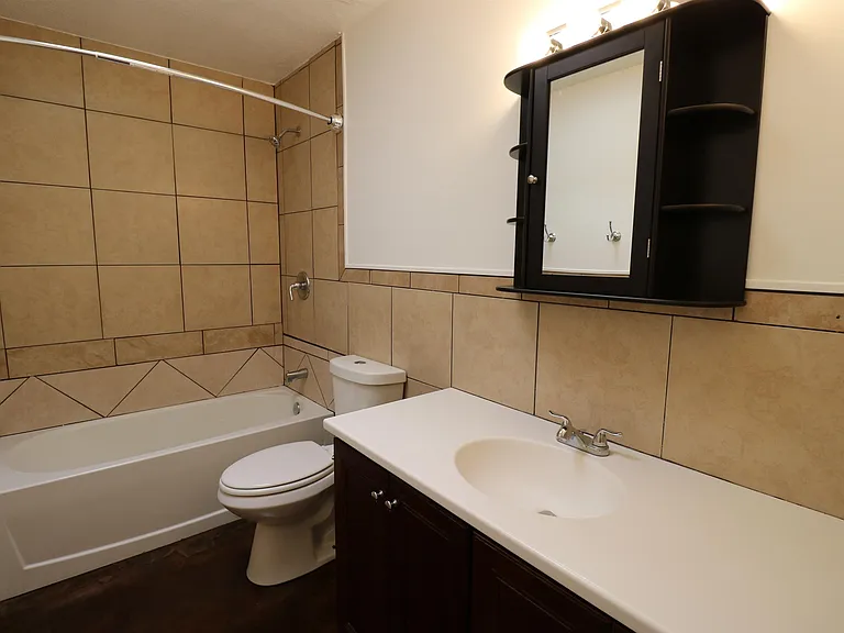 4225 Oak Ln — Photo 14