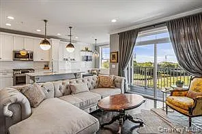 225 Marina Pointe Dr #225 — Photo 9