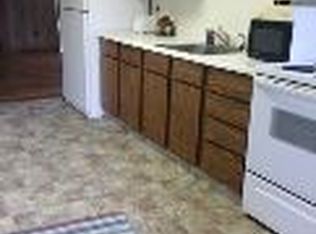 105 Goodrich St APT 2, Vassar, MI 48768
