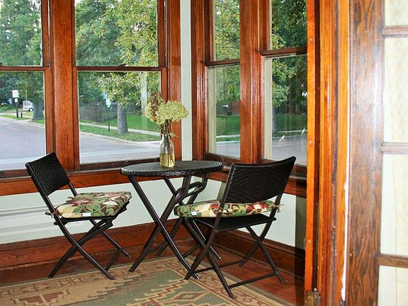 Sun porch